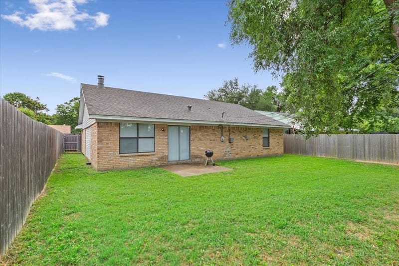1933 Century Drive, Waco TX 76712 - Photo 22