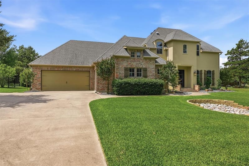 107 Iriquois Drive, Lake Kiowa TX 76240 - Photo 4