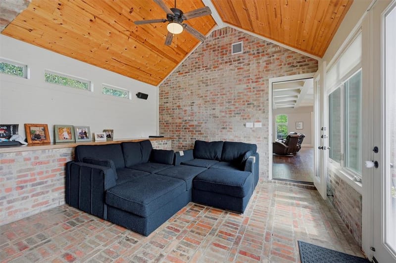107 Iriquois Drive, Lake Kiowa TX 76240 - Photo 25