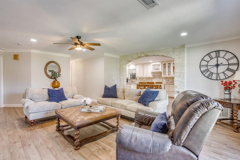 2100 Fm 3048, Cleburne TX 76031 - Photo 9