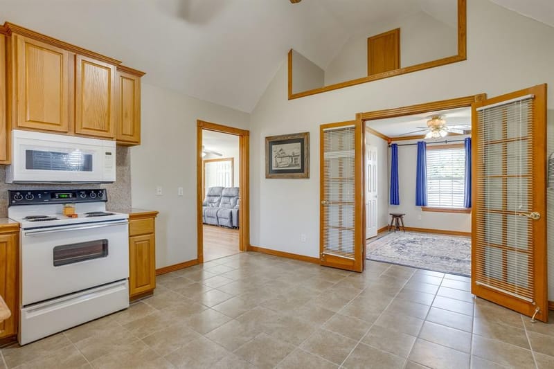 2100 Fm 3048, Cleburne TX 76031 - Photo 34