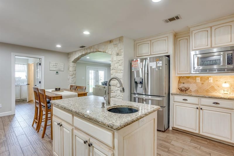 2100 Fm 3048, Cleburne TX 76031 - Photo 11
