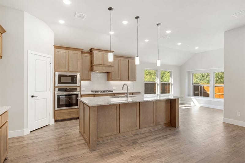 217 Rock Sparrow Lane, Alvarado TX 76009 - Photo 10