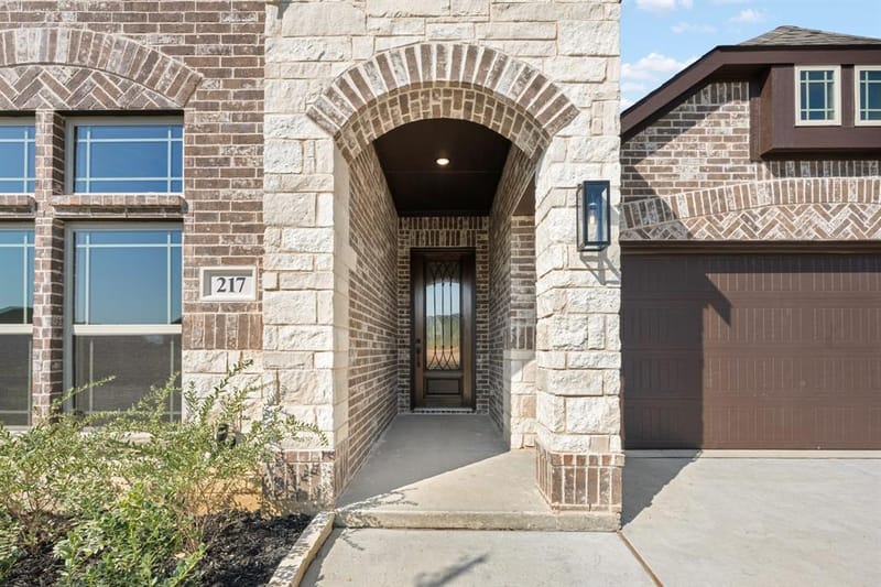 217 Rock Sparrow Lane, Alvarado TX 76009 - Photo 4