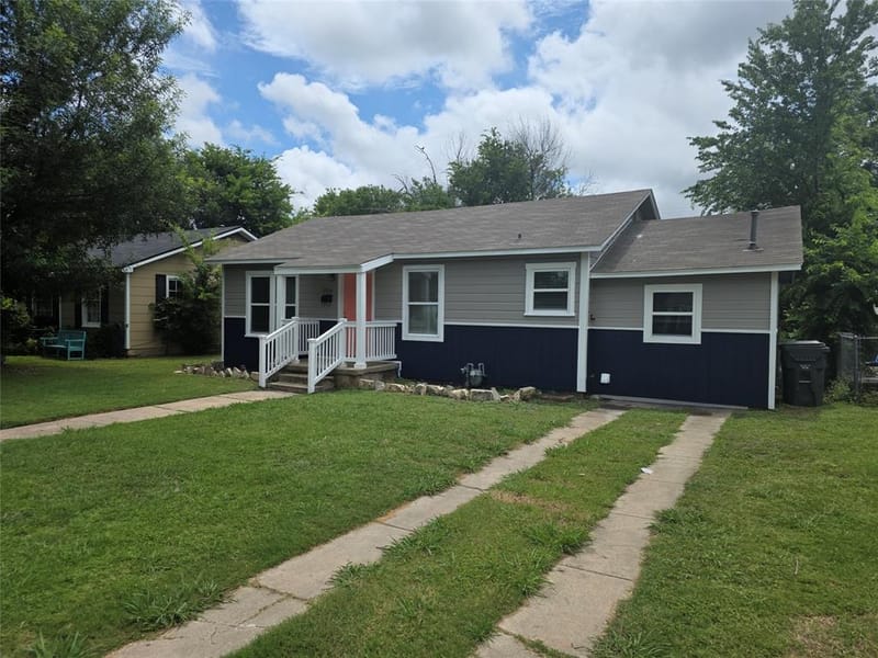 2804 Summer Avenue, Waco TX 76708 - Photo 2