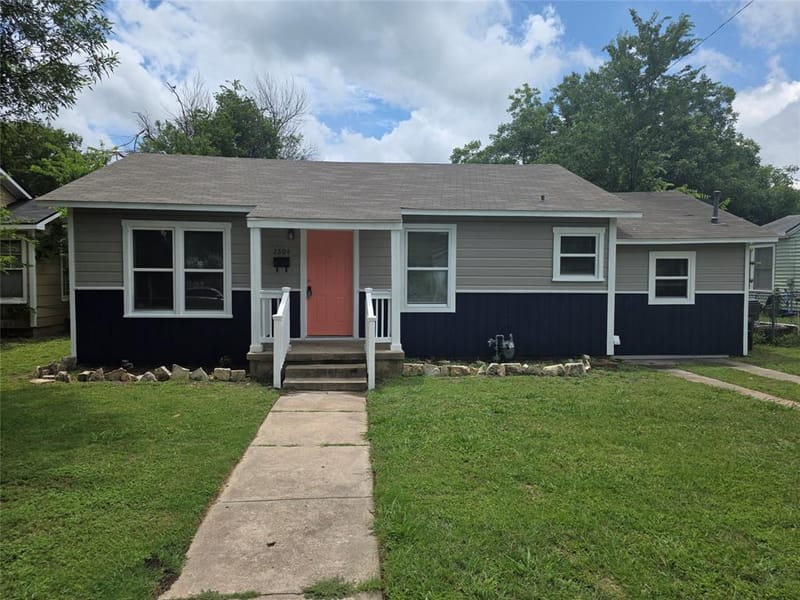 2804 Summer Avenue, Waco TX 76708 - Photo 3
