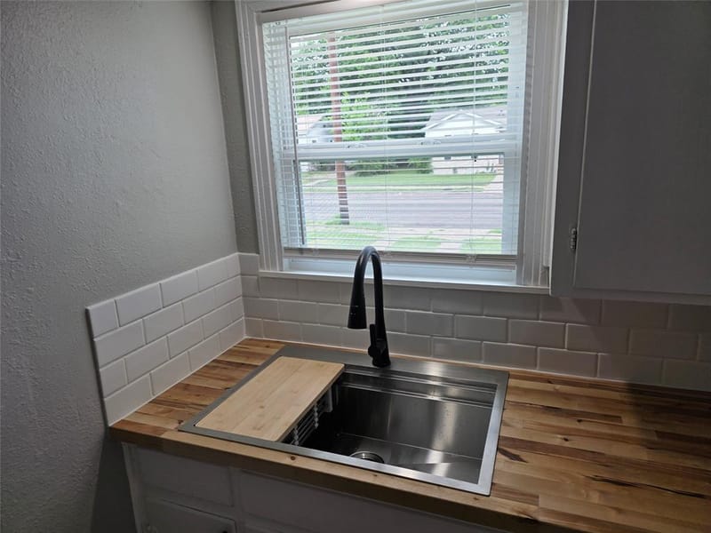 2804 Summer Avenue, Waco TX 76708 - Photo 11