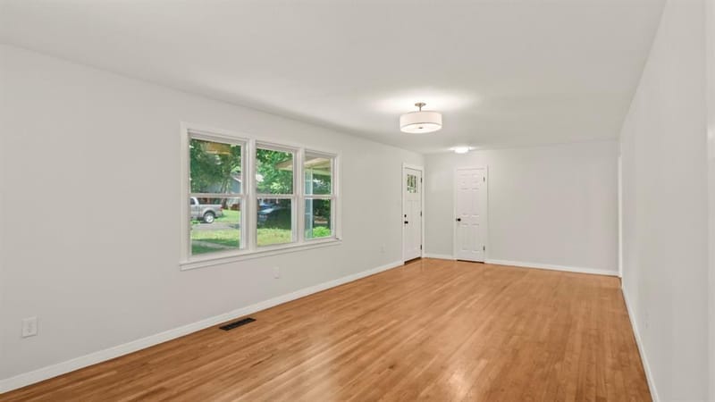 4600 Robinwood Drive, Waco TX 76708 - Photo 6