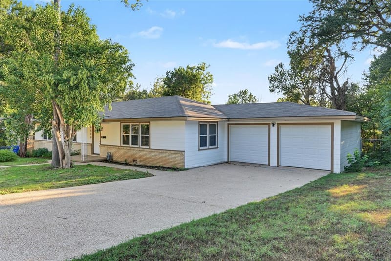 4600 Robinwood Drive, Waco TX 76708 - Photo 4