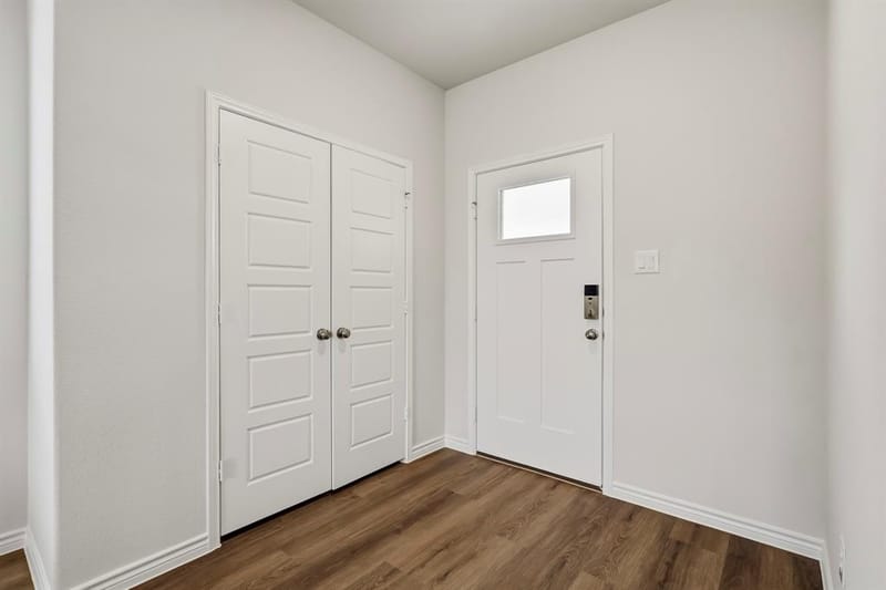 1709 Romans Road, Ennis TX 75119 - Photo 3
