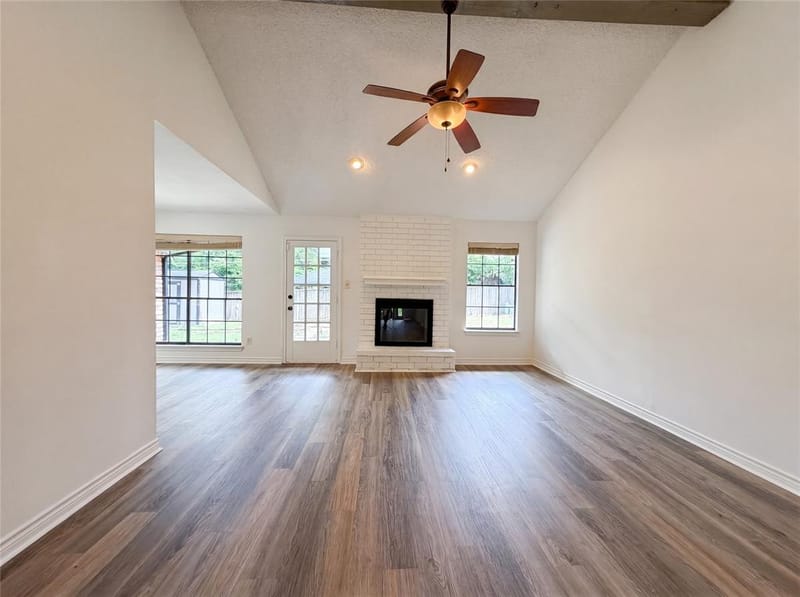 5719 Stage Line Drive, Arlington TX 76017 - Photo 3