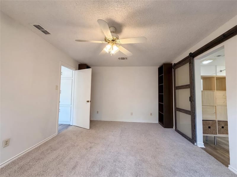 5719 Stage Line Drive, Arlington TX 76017 - Photo 4