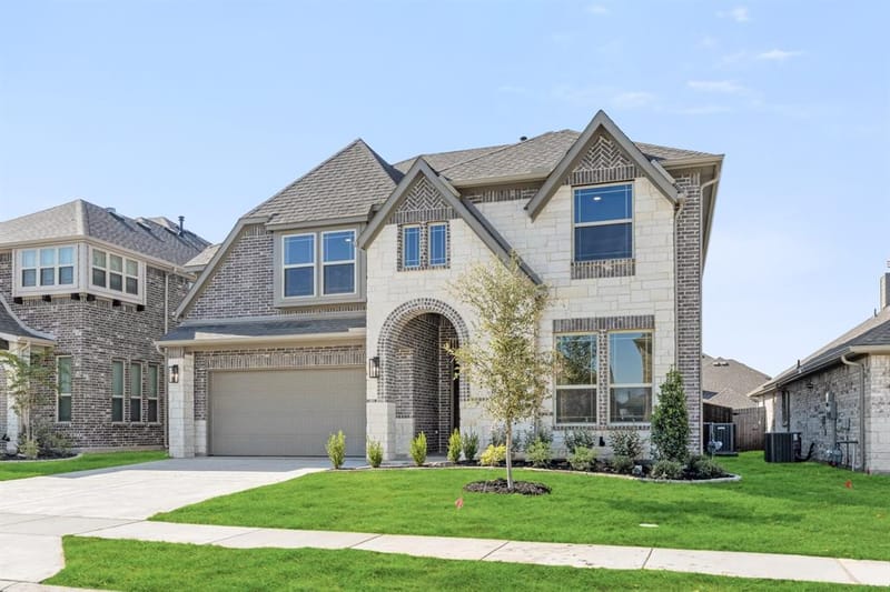 1040 Snowy Owl Drive, Alvarado TX 76009 - Photo 3