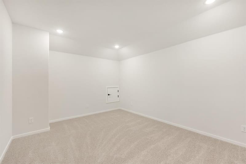 1040 Snowy Owl Drive, Alvarado TX 76009 - Photo 24