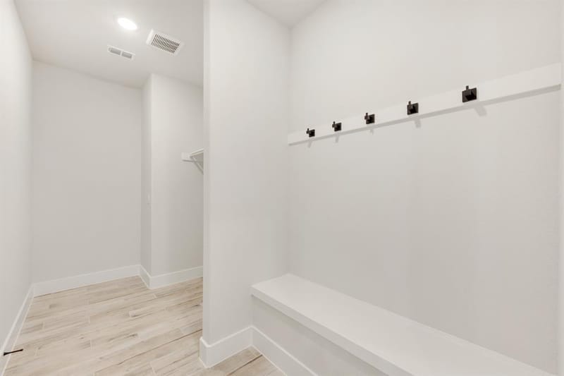 1040 Snowy Owl Drive, Alvarado TX 76009 - Photo 18