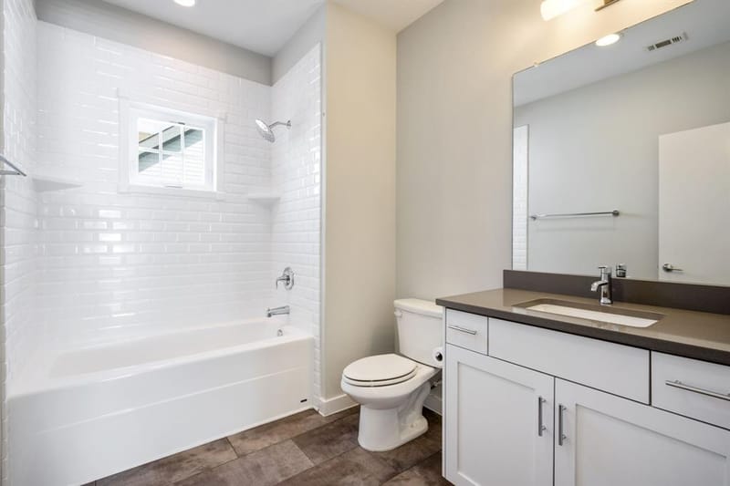 656 Bishop Heights Lane, Dallas TX 75208 - Photo 16