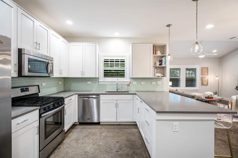 656 Bishop Heights Lane, Dallas TX 75208 - Photo 10