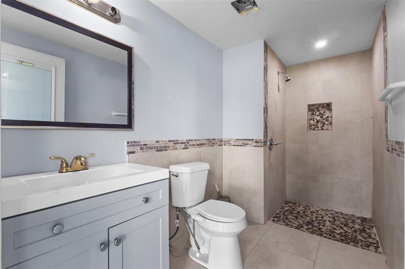 1065 Sunset Circle, Garland TX 75040 - Photo 21