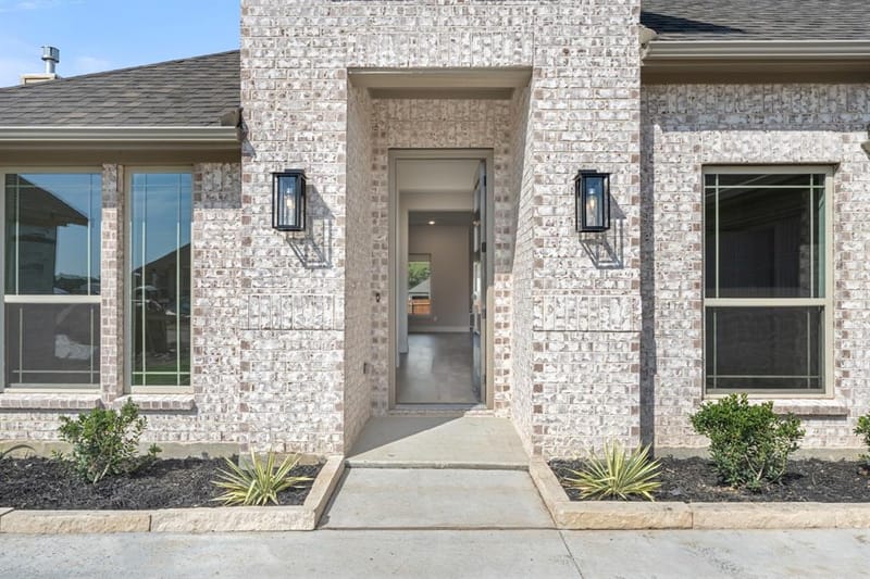 217 Seminole Trail, Alvarado TX 76009 - Photo 4
