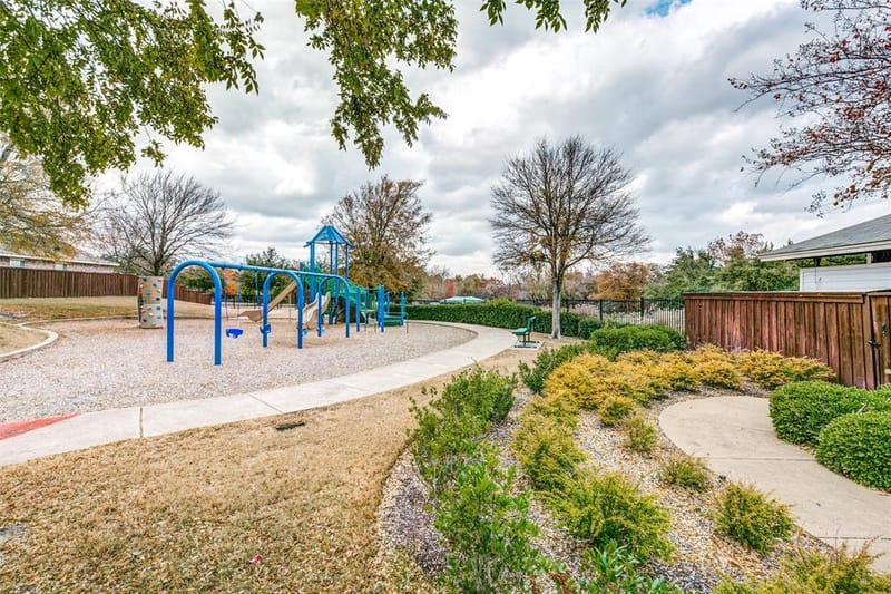 1774 Pioneer Way, Lancaster TX 75146 - Photo 23