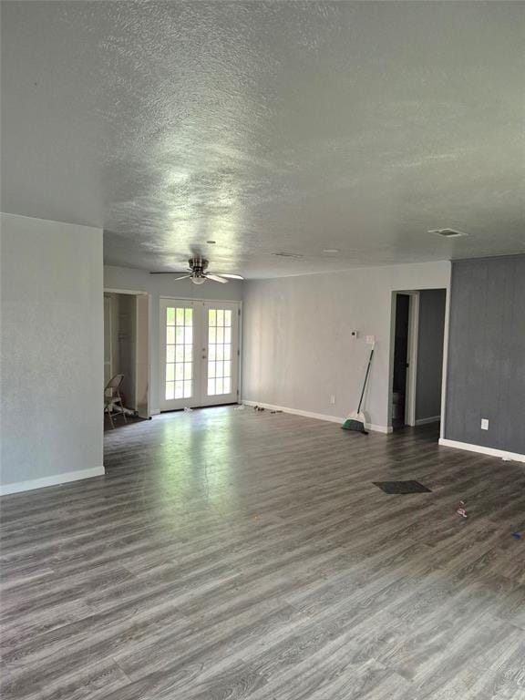 631 Cove Hollow Drive, Dallas TX 75224 - Photo 2