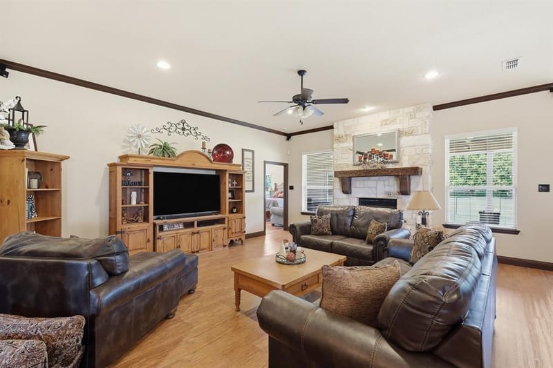 11480 Chisum Road, Sanger TX 76266 - Photo 7