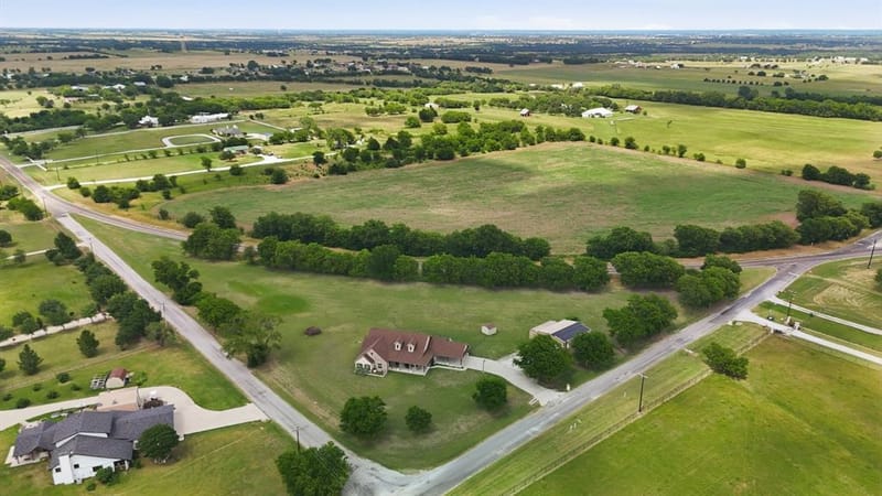 11480 Chisum Road, Sanger TX 76266 - Photo 35