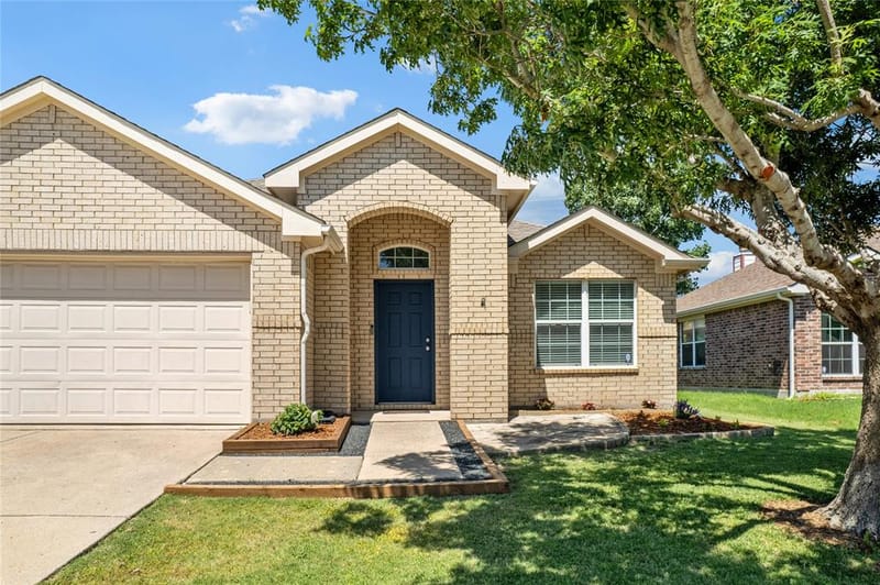 1824 Barton Springs Drive, Little Elm TX 75068 - Photo 4