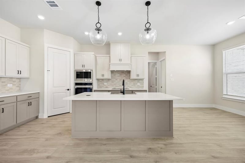 7449 County Road 1127, Godley TX 76044 - Photo 6