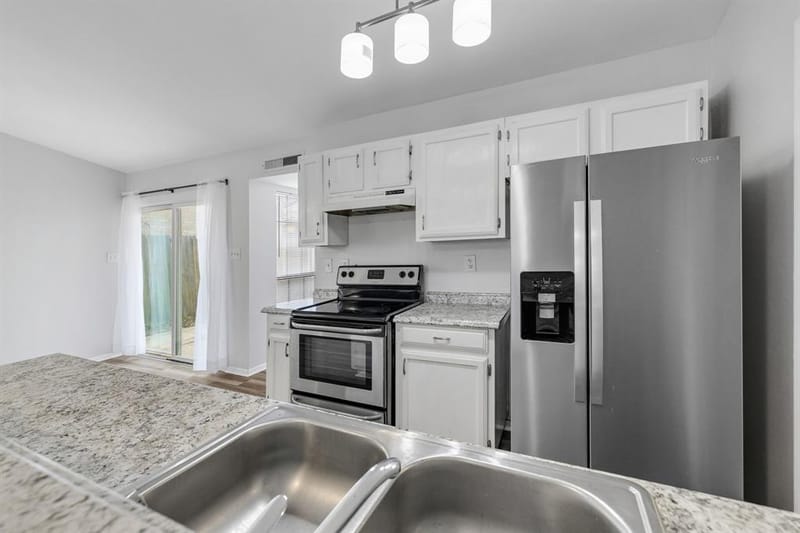 4627 Chapman Street, The Colony TX 75056 - Photo 11