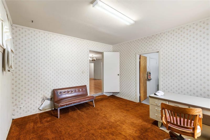 500 E Ham Avenue, De Leon TX 76444 - Photo 32