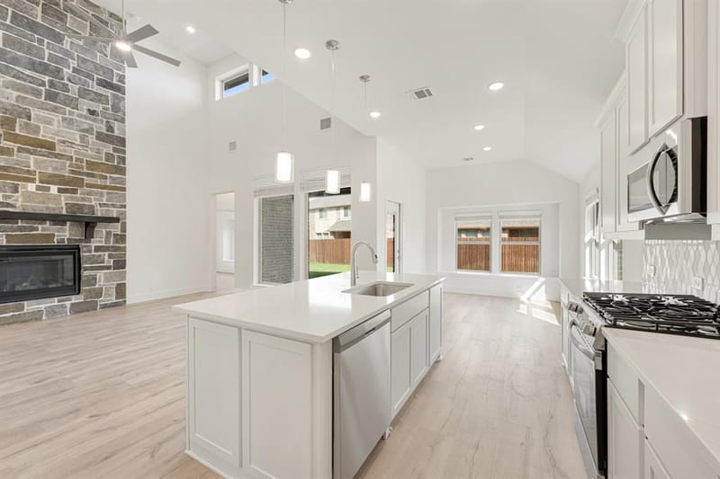 423 Atlas Cedar Drive, Glenn Heights TX 75154 - Photo 15