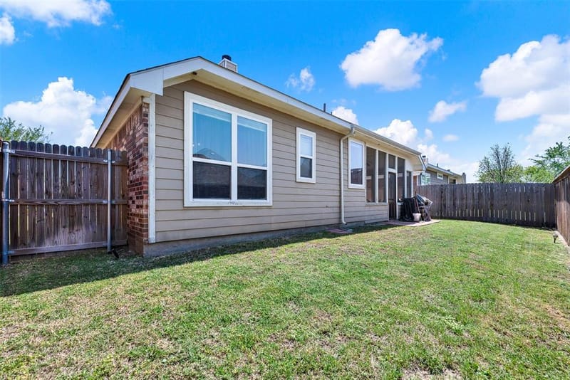 512 Turnstone Drive, Little Elm TX 75068 - Photo 3