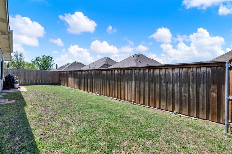 512 Turnstone Drive, Little Elm TX 75068 - Photo 4