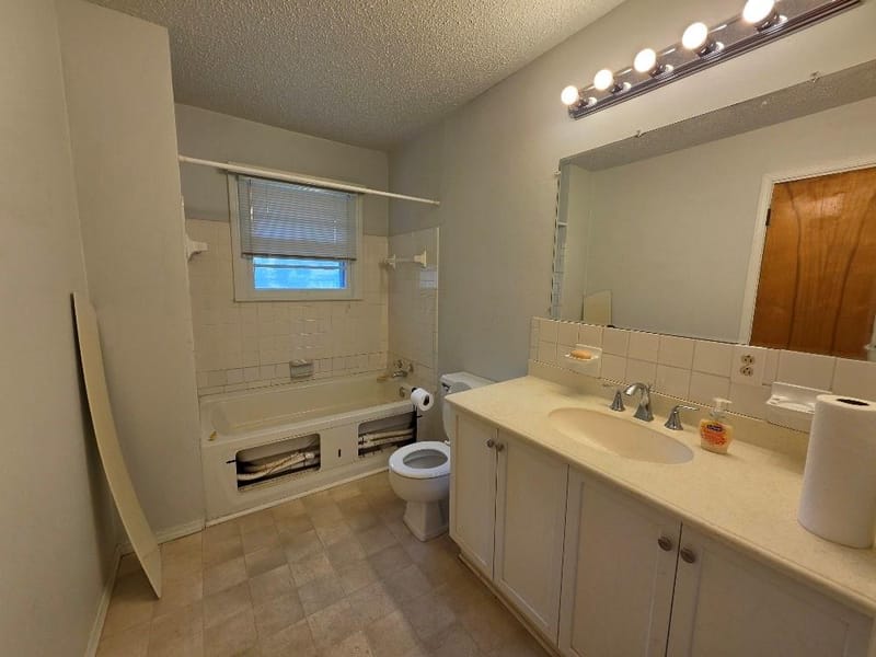 215 Woodard Avenue, Cleburne TX 76033 - Photo 13