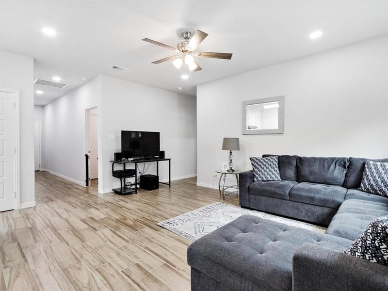 2963 Simpson Stuart Road, Dallas TX 75241 - Photo 13