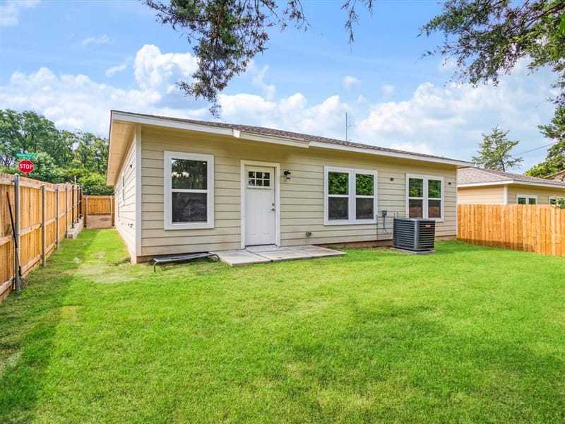 2963 Simpson Stuart Road, Dallas TX 75241 - Photo 28