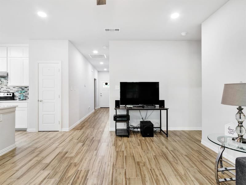 2963 Simpson Stuart Road, Dallas TX 75241 - Photo 14