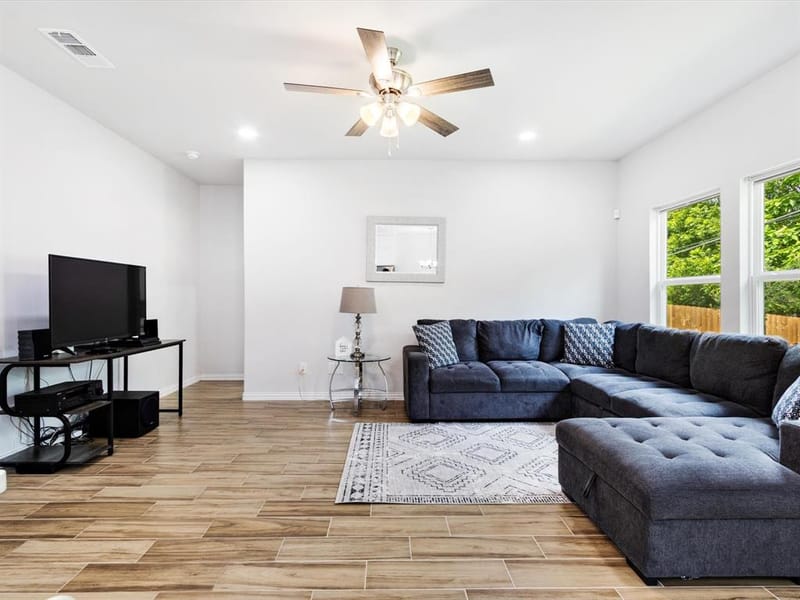 2963 Simpson Stuart Road, Dallas TX 75241 - Photo 18