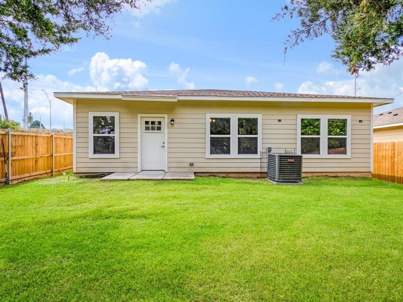 2963 Simpson Stuart Road, Dallas TX 75241 - Photo 29