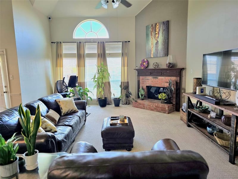 506 Magnolia Lane, Glenn Heights TX 75154 - Photo 5