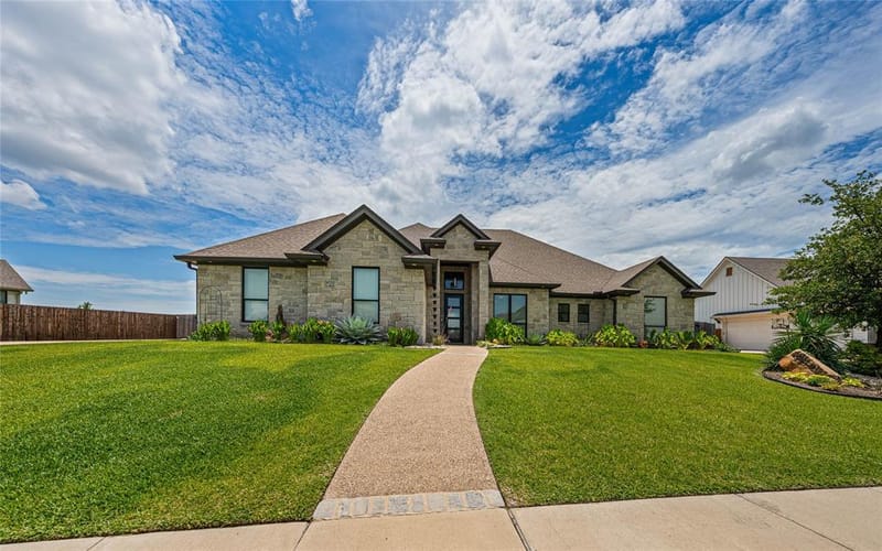 104 Chalet Lane, Waco TX 76712