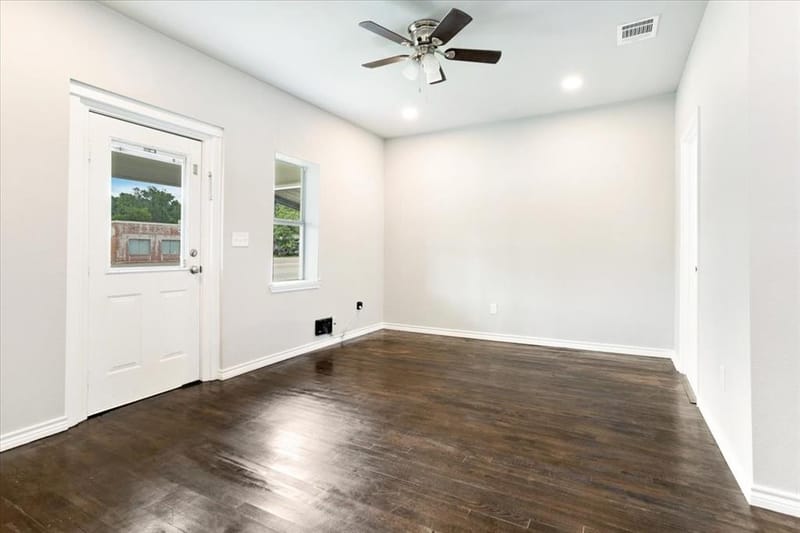 715 W Sam Rayburn Drive, Bonham TX 75418 - Photo 6