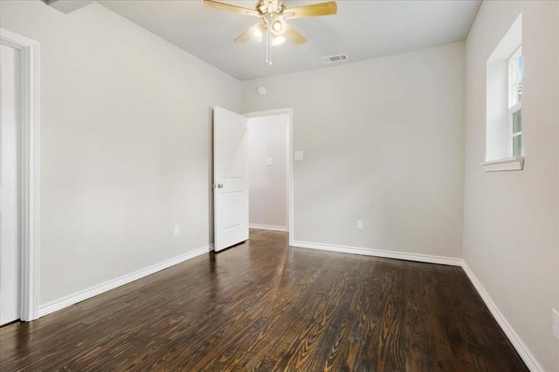 715 W Sam Rayburn Drive, Bonham TX 75418 - Photo 16