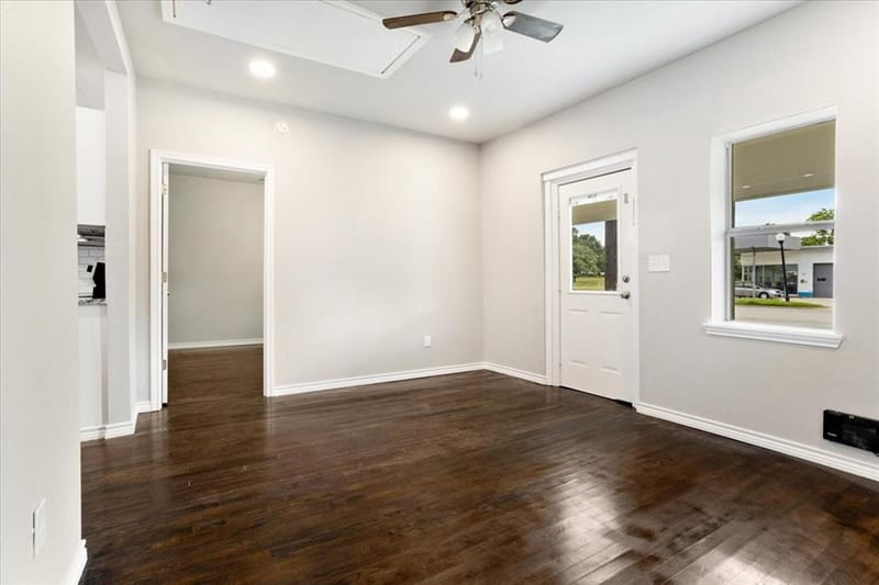715 W Sam Rayburn Drive, Bonham TX 75418 - Photo 5