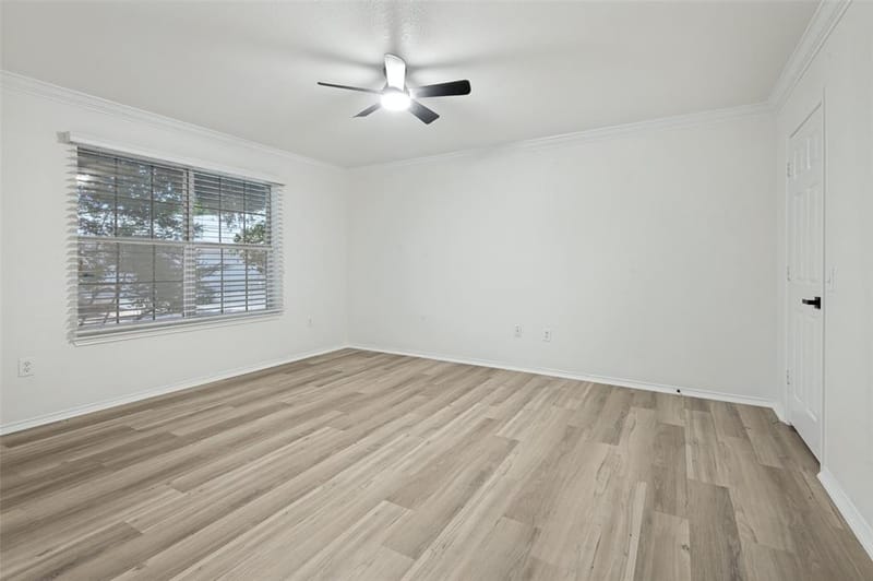1004 Bridges Drive, Arlington TX 76012 - Photo 16
