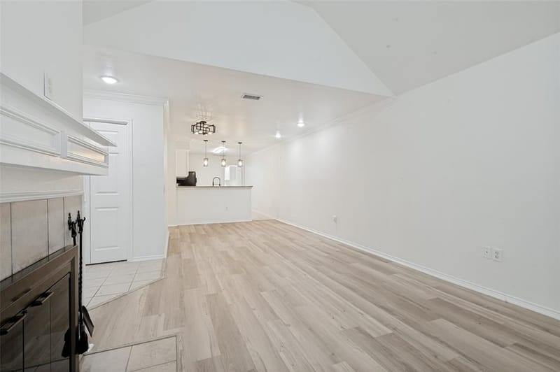 1004 Bridges Drive, Arlington TX 76012 - Photo 7