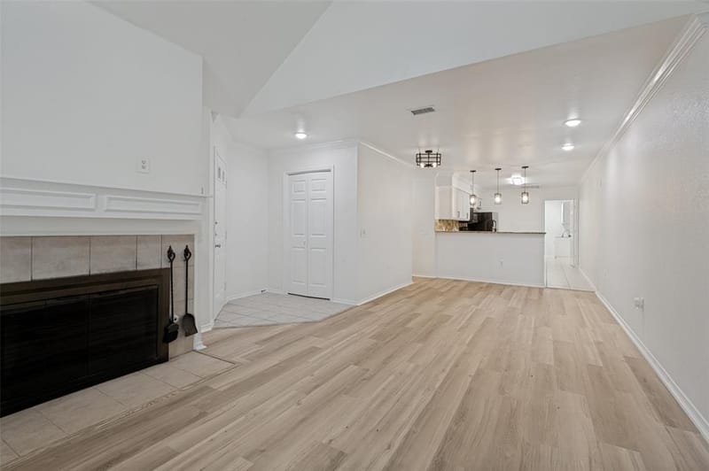 1004 Bridges Drive, Arlington TX 76012 - Photo 10