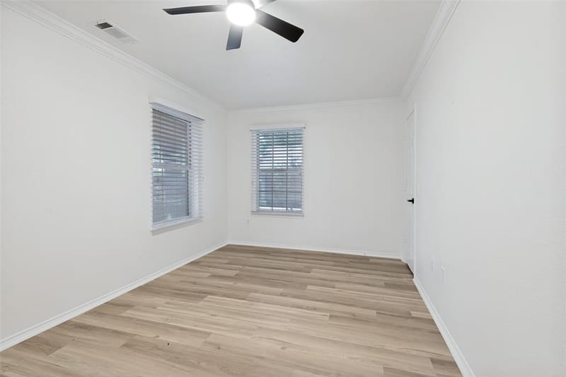1004 Bridges Drive, Arlington TX 76012 - Photo 15