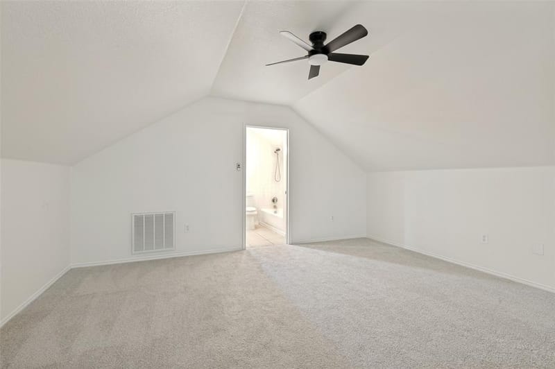 1004 Bridges Drive, Arlington TX 76012 - Photo 21